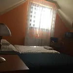Dora