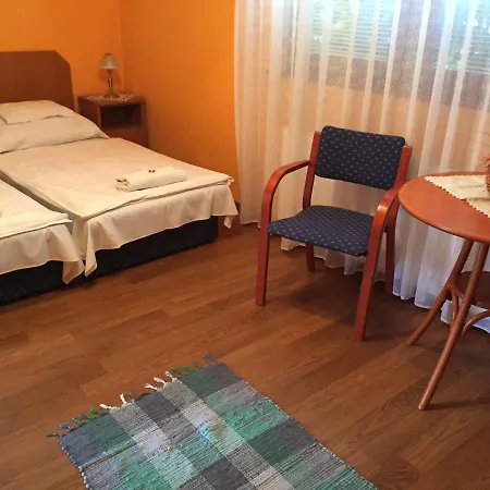 Dóra Apartament