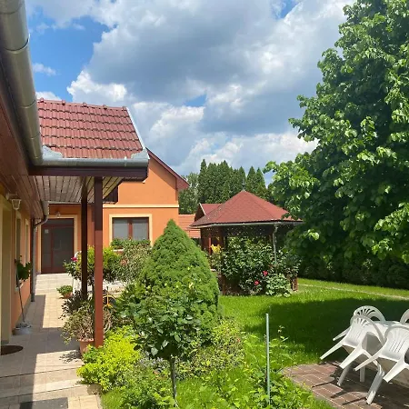 Dora Apartment Hajduszoboszlo