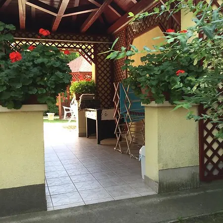 Apartamento Dóra *