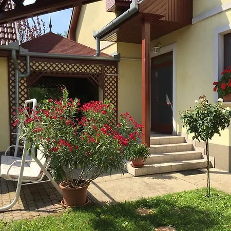 Dora Apartment Hajduszoboszlo