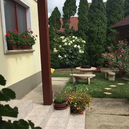 Apartamento Dóra *